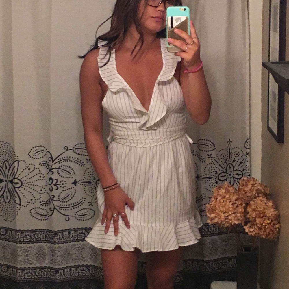 Superdown Livia Striped Ruffle Dress In White - Picture 2 of 5